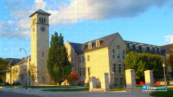 Queen's University photo
