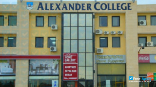 Miniatura de la Alexander College #11