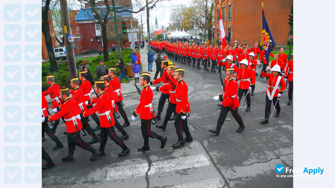 Collège militaire royal de Saint-Jean / Royal Military College Saint-Jean photo #5