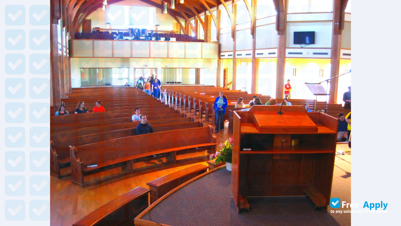 Bethany College photo #4