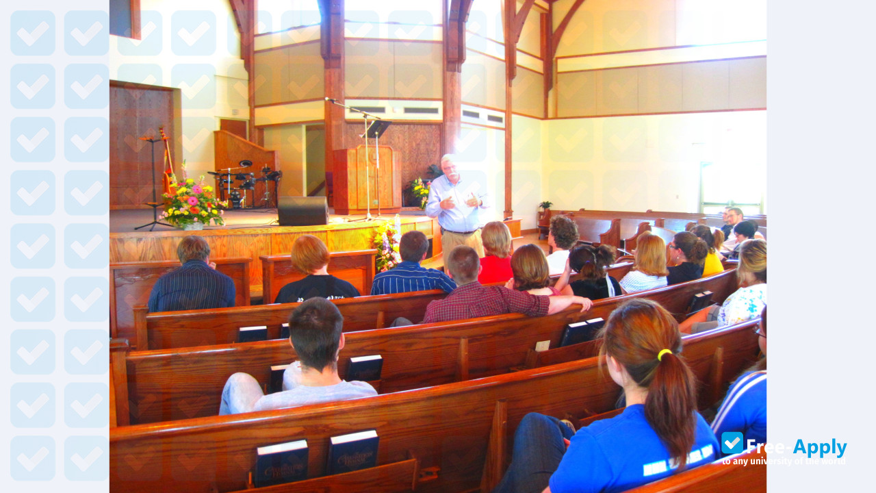 Bethany College photo #6