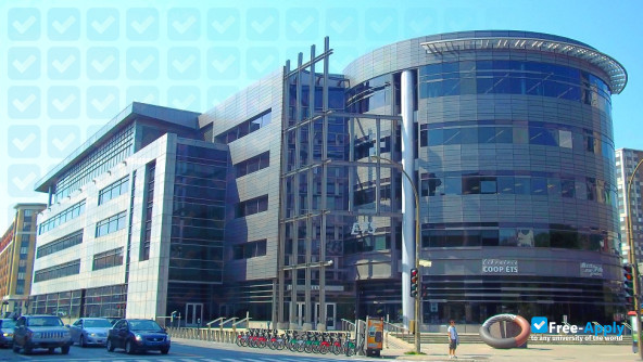 Photo de l’School of Advanced Technology (ÉTS) #9
