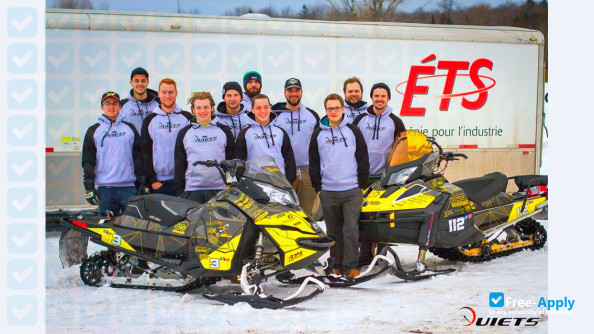 Photo de l’School of Advanced Technology (ÉTS) #12