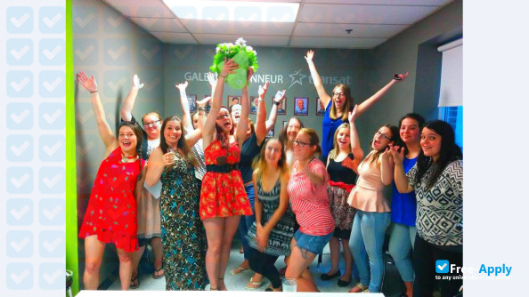 Foto de la Collège April Fortier #3