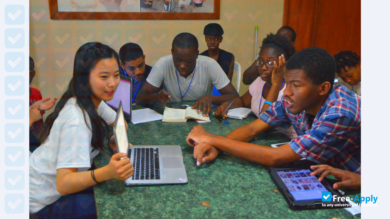 Foto de la Kingston Bible College and Academy #2