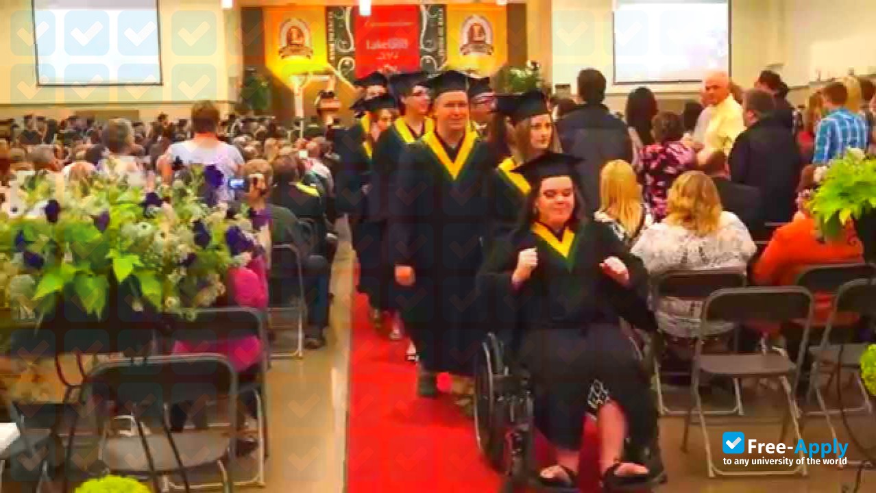 Photo de l’Lakeland College #4