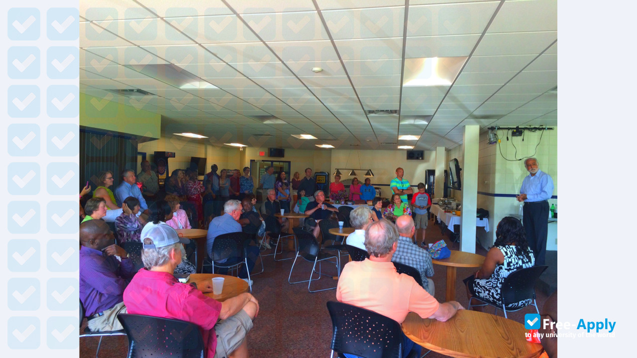 Photo de l’Lakeland College #5