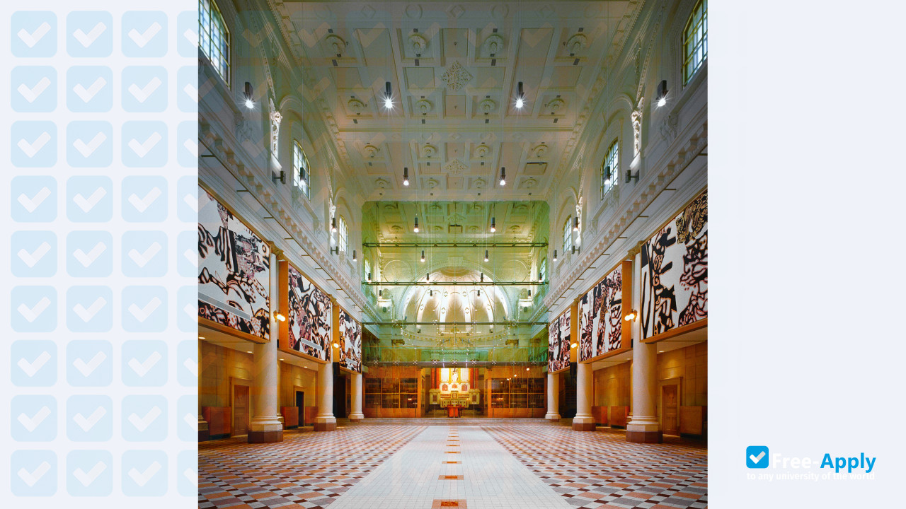College Jean de Brebeuf photo #9