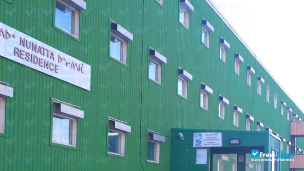 Foto de la Nunavut Arctic College #3