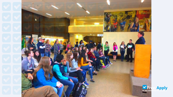 Foto de la Fleming College #9