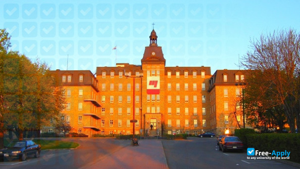 Foto de la Universite du Quebec Rimouski #6