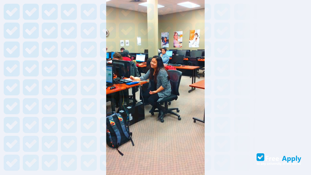 Photo de l’Reeves College #8