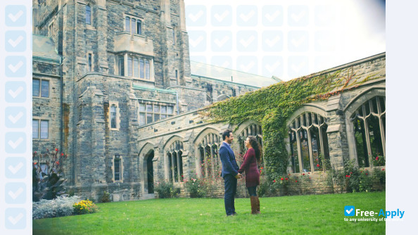 Foto de la University of St Michael's College #8