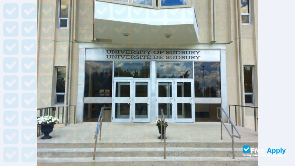 Foto de la University of Sudbury #11