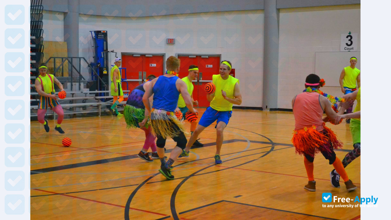 Foto de la Grande Prairie Regional College #13