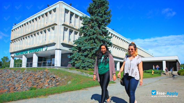 Huntington University Canada фотография №2