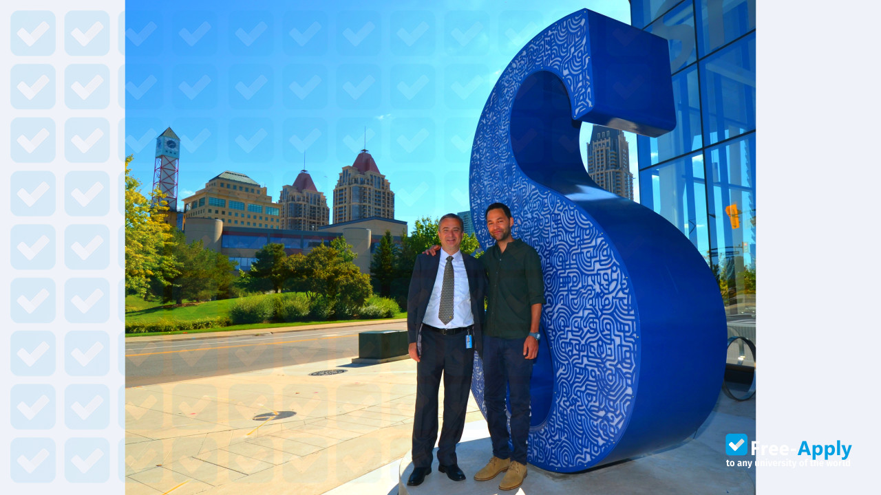 Foto de la Sheridan College Institute of Technology and Advanced Learning #6