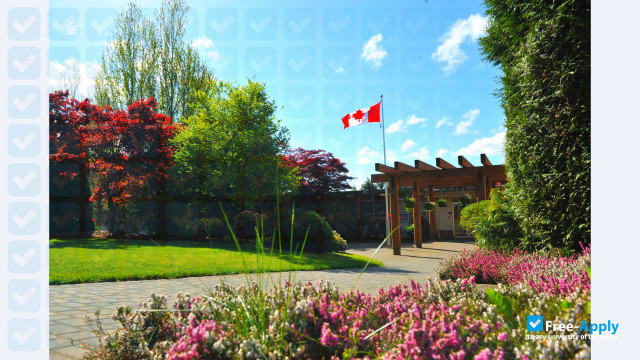 Coquitlam College photo #1