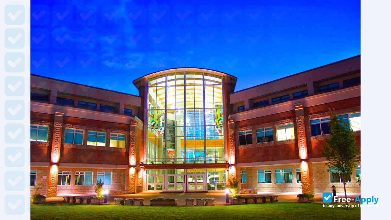 Foto de la Douglas College #2
