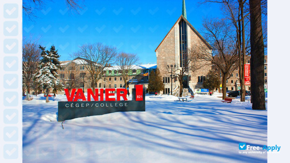 Photo de l’Vanier College #7