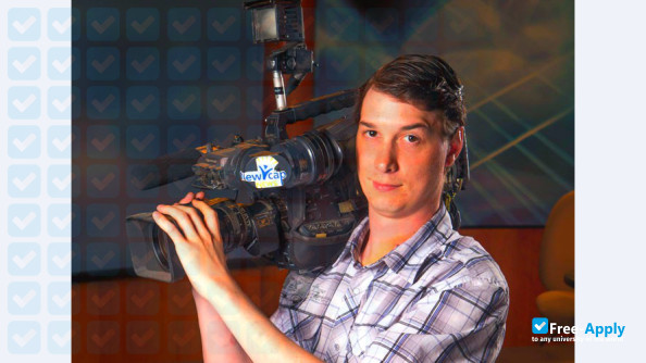 Фотография Western Academy Broadcasting College Saskatoon