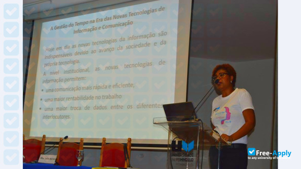 University of Mindelo фотография №6