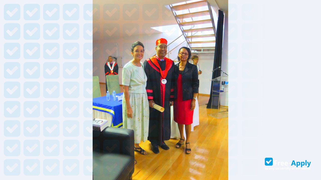 University of Mindelo фотография №13