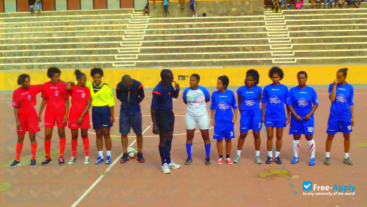 Photo de l’Intercontinental University of Cape Verde #7