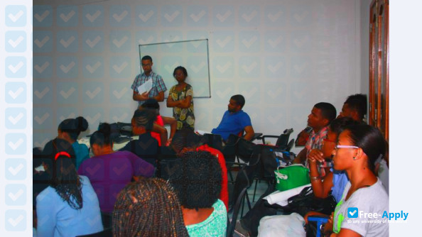 Photo de l’Intercontinental University of Cape Verde #19