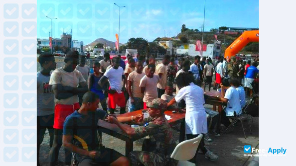 Photo de l’Intercontinental University of Cape Verde #20
