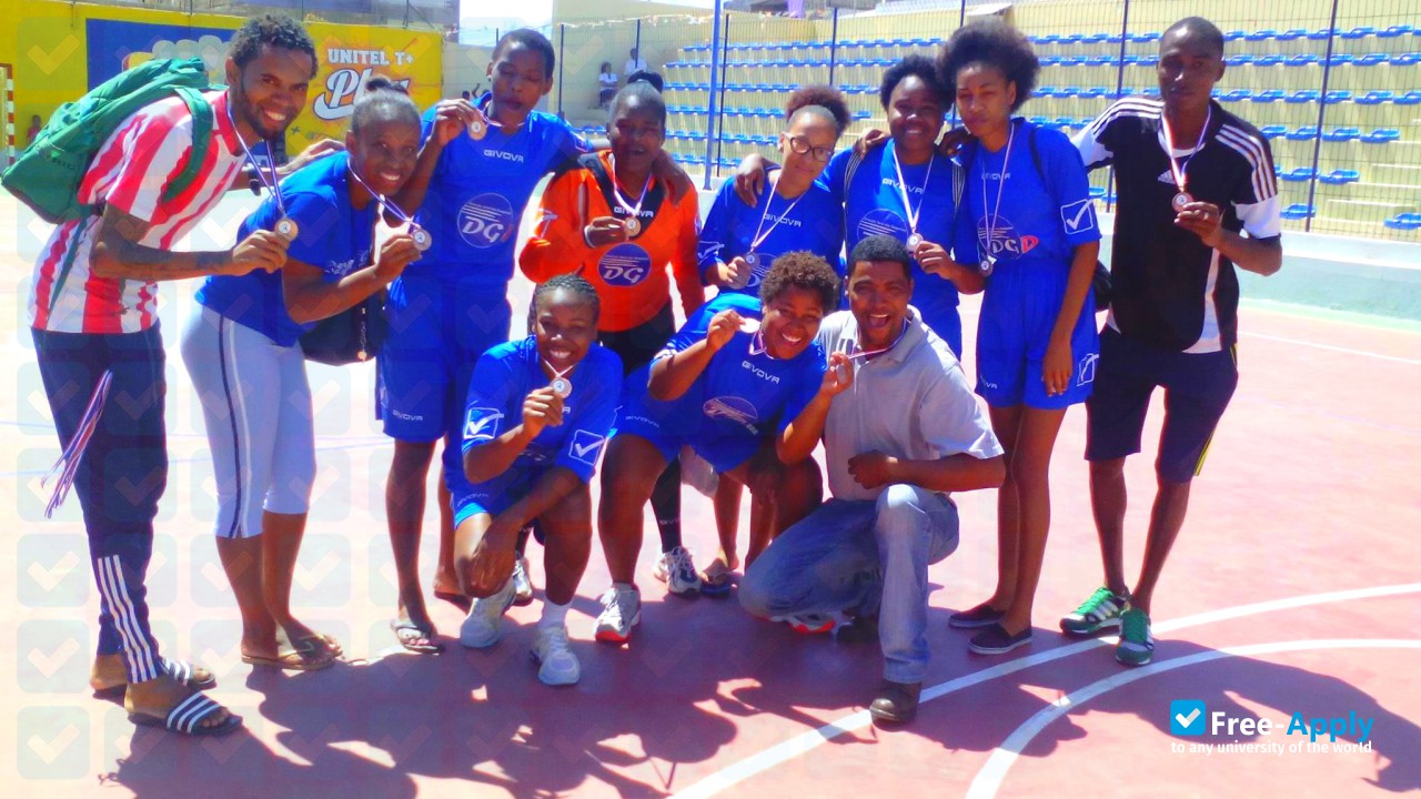 Photo de l’Intercontinental University of Cape Verde #16