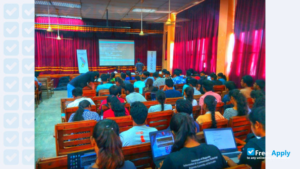 Rajarata University photo #6