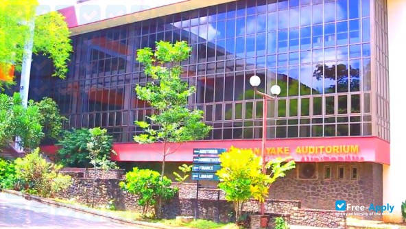 Foto de la University of Ruhuna #2