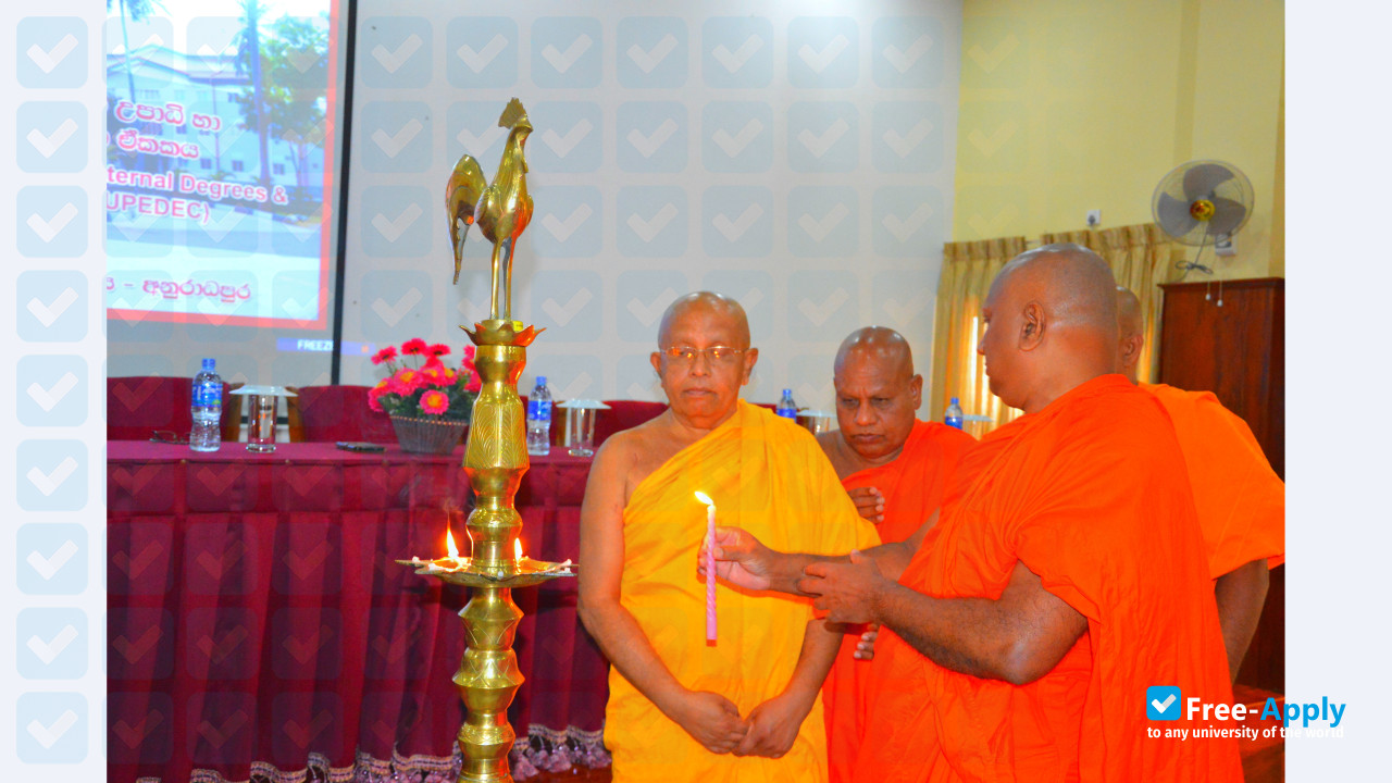 Foto de la Bhiksu University of Sri Lanka #18