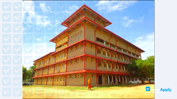 Foto de la Bhiksu University of Sri Lanka #12