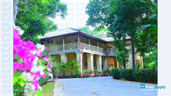 Foto de la Bhiksu University of Sri Lanka #2