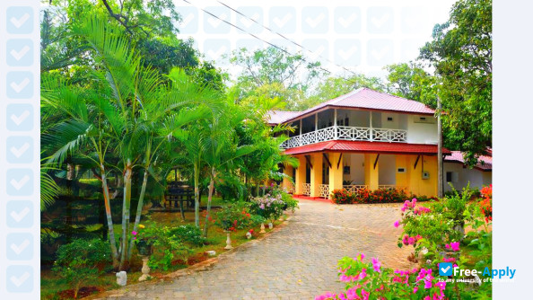 Foto de la Bhiksu University of Sri Lanka #1