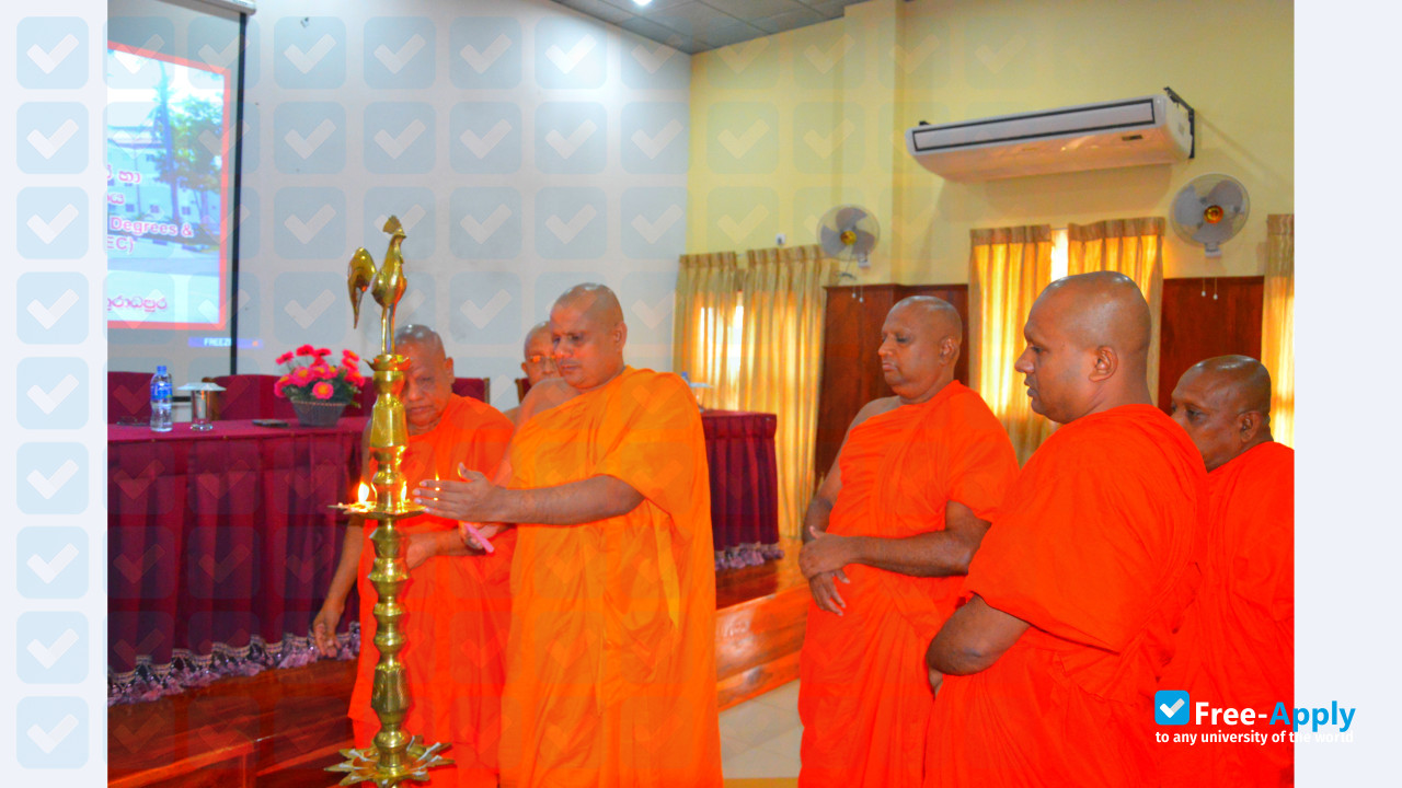 Foto de la Bhiksu University of Sri Lanka #13