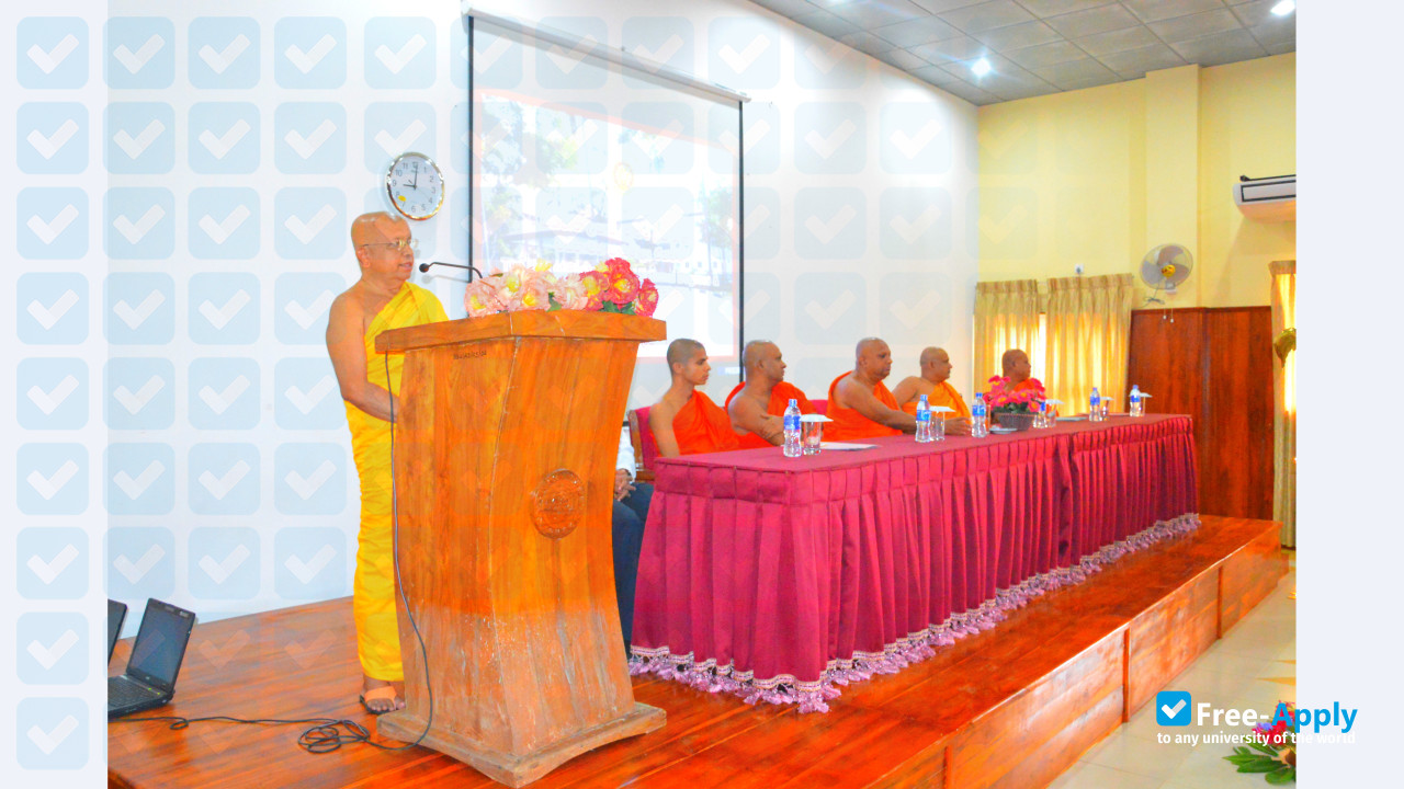 Foto de la Bhiksu University of Sri Lanka #16