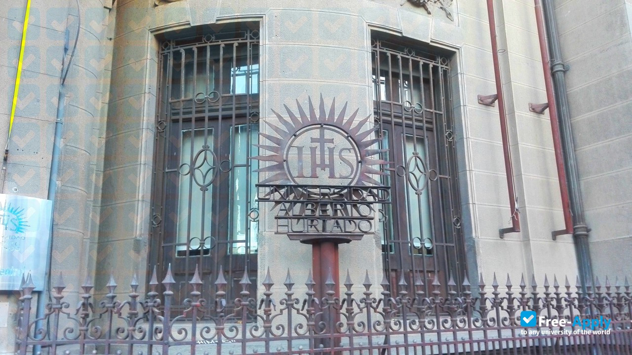 Universidad Alberto Hurtado photo