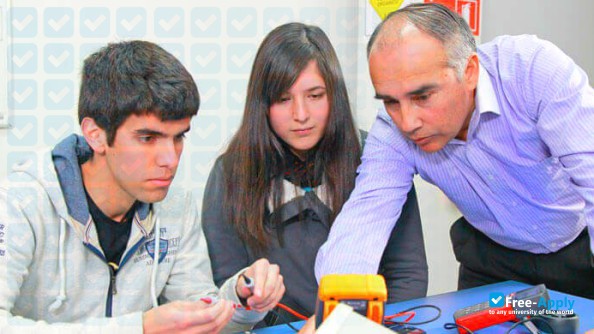Andrés Bello University photo #5
