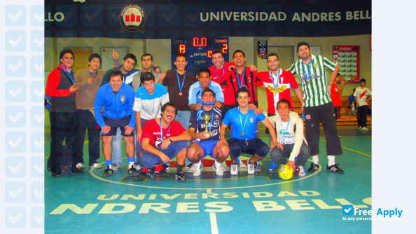 Andrés Bello University photo #9