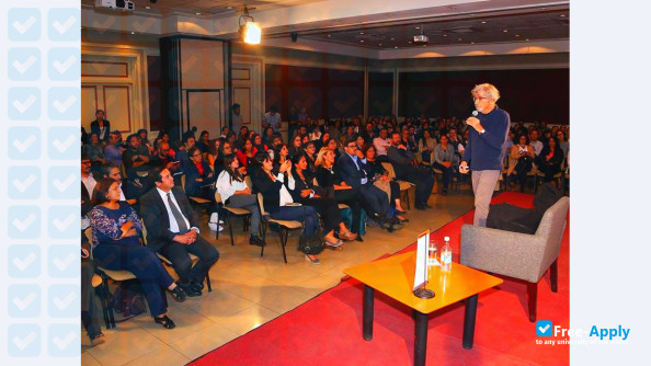 Photo de l’University of the Americas #5