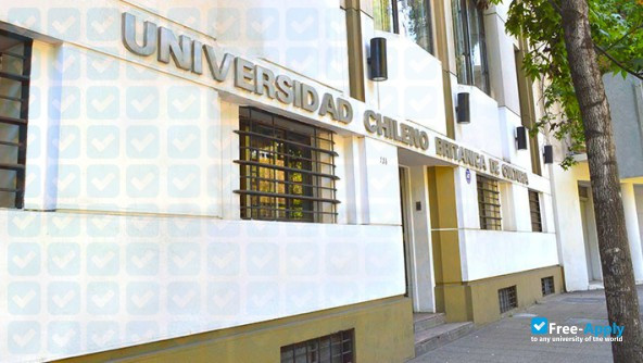 Foto de la Chilean-British University of Santiago