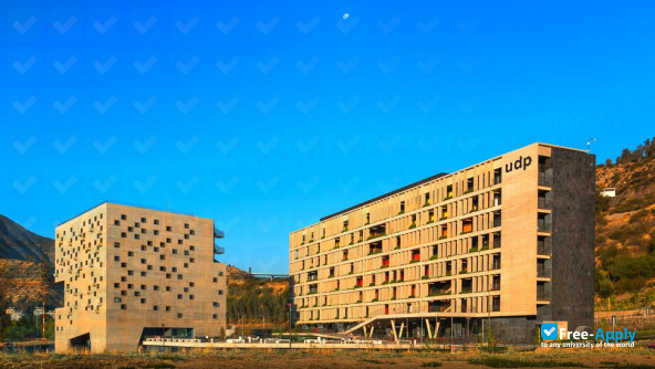 University Diego Portales photo #2