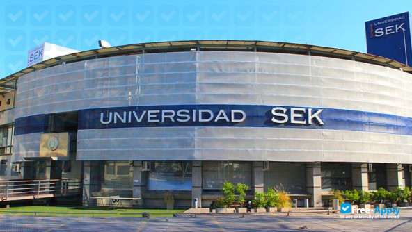 University SEK фотография №3