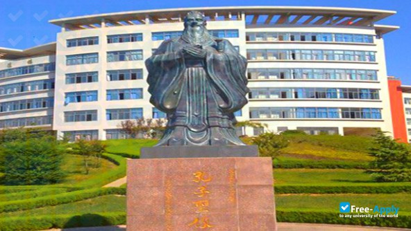 Photo de l’Qingdao University of Science & Technology #10