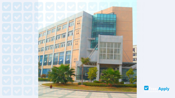 Wenzhou University photo #9