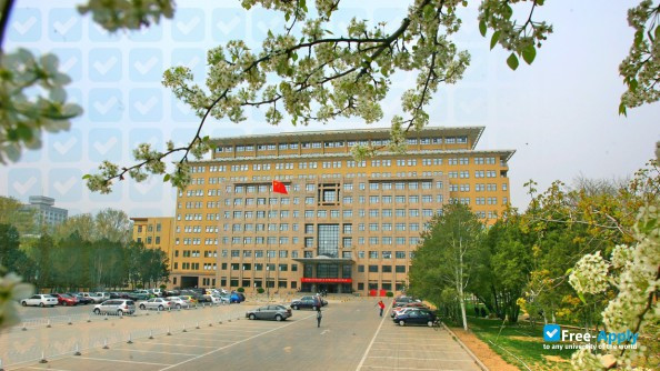 Foto de la Beijing Language and Culture University #4