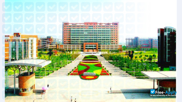 Foto de la China Jiliang University #6